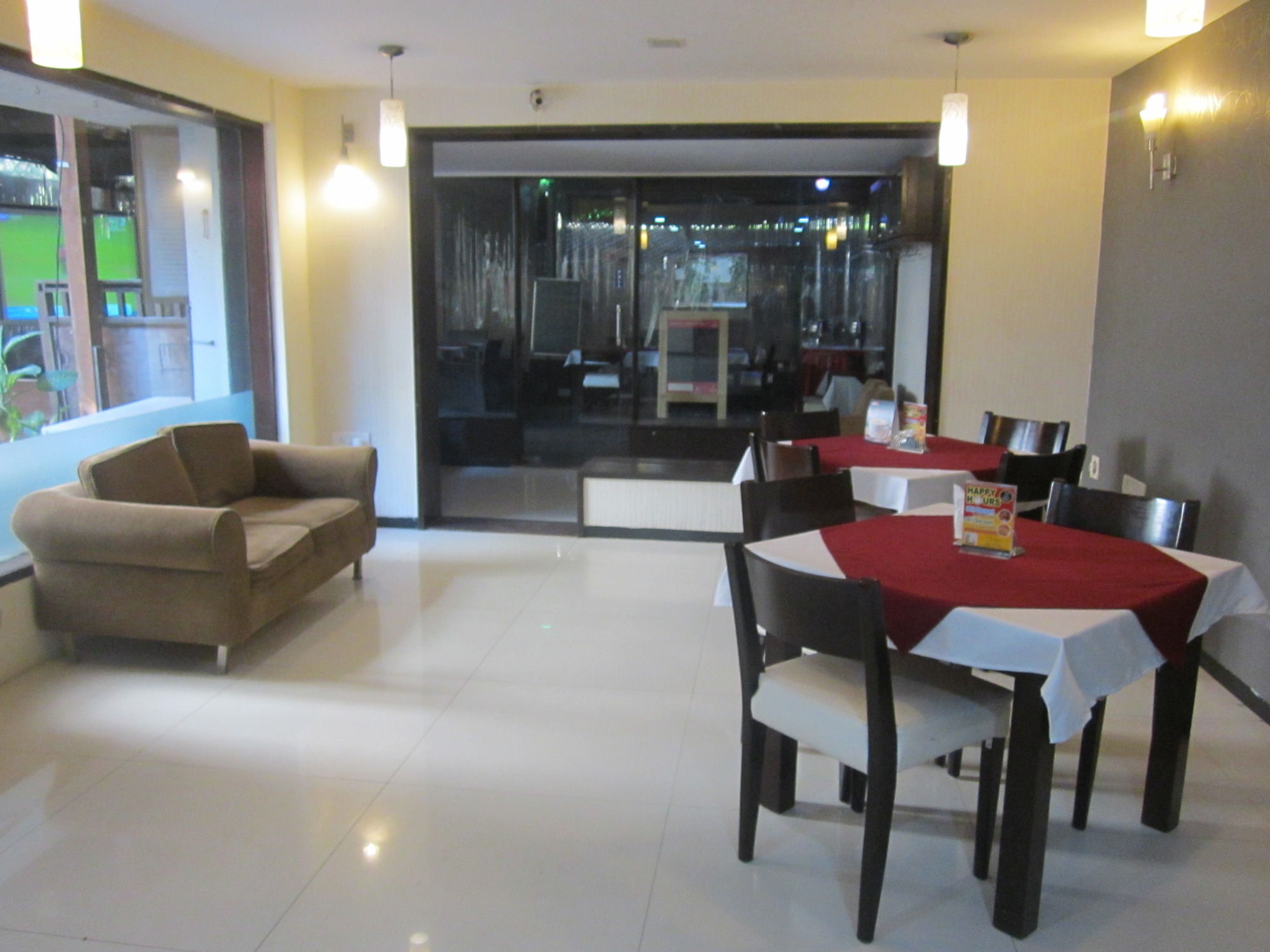 Hotel Orritel West Mumbai Bagian luar foto